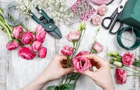 5 easy tricks to keep Flowers Fresh longer